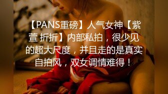 长相可爱的长发纹身妹妹，年纪轻轻巨乳吊钟奶子，口活技术精湛