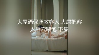 公厕偷拍直男泄欲,被警察小哥发现了