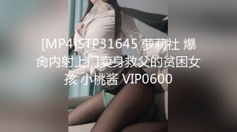 草台班子下乡了这回捡到宝了有几个美女不错呦 (1)