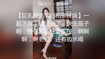 明目张胆的绿老公 推特极品淫荡浪女【MRmS】出轨露出日记，疯狂红杏老公绿的发光[MP4/354MB]