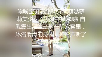 [MP4/ 96M] 良家熟女人妻 在家爱爱自拍 这表情真骚 被无套猛怼 逼大开 里面粉粉嫩嫩