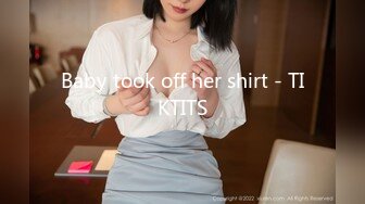 STP28019 极品美女【上海卓卓】来大姨妈诱惑秀&nbsp;&nbsp;灵活舌头舔假屌&nbsp;&nbsp;掰穴特写塞着棉棒 黑丝美腿搔首弄姿