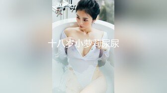 ✿白嫩清纯萝莉小母狗『小哒Xio』刚穿好小裙子准备出门被哥哥看到了 结果被抓到镜子面前一顿操，小狗被操得嗷嗷叫