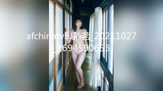 【超顶❤️户外露出】性感小猫咪✨ 最新5月Vip流出公园勾引路人摸穴 搭摩托露出兜风 满满艳福 户外一姐天花板 (3)